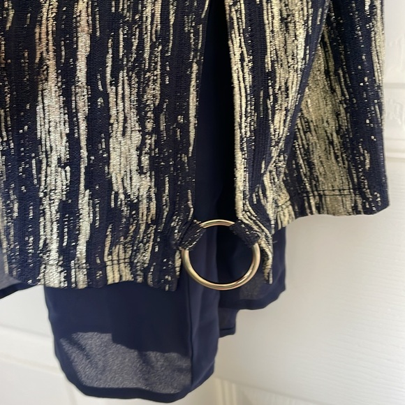 New! JM Collection Metallic O-Ring Keyhole Top, Holiday Top, Blue and Gold, XXL - Picture 6 of 11
